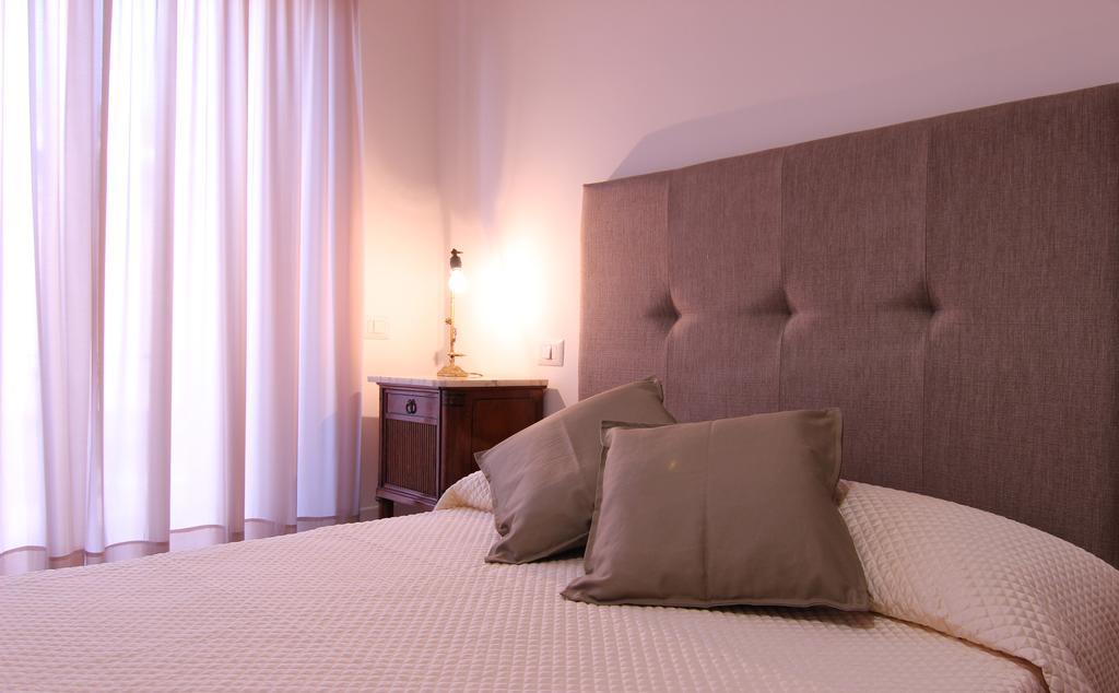 Eco Suites Roma Habitación foto